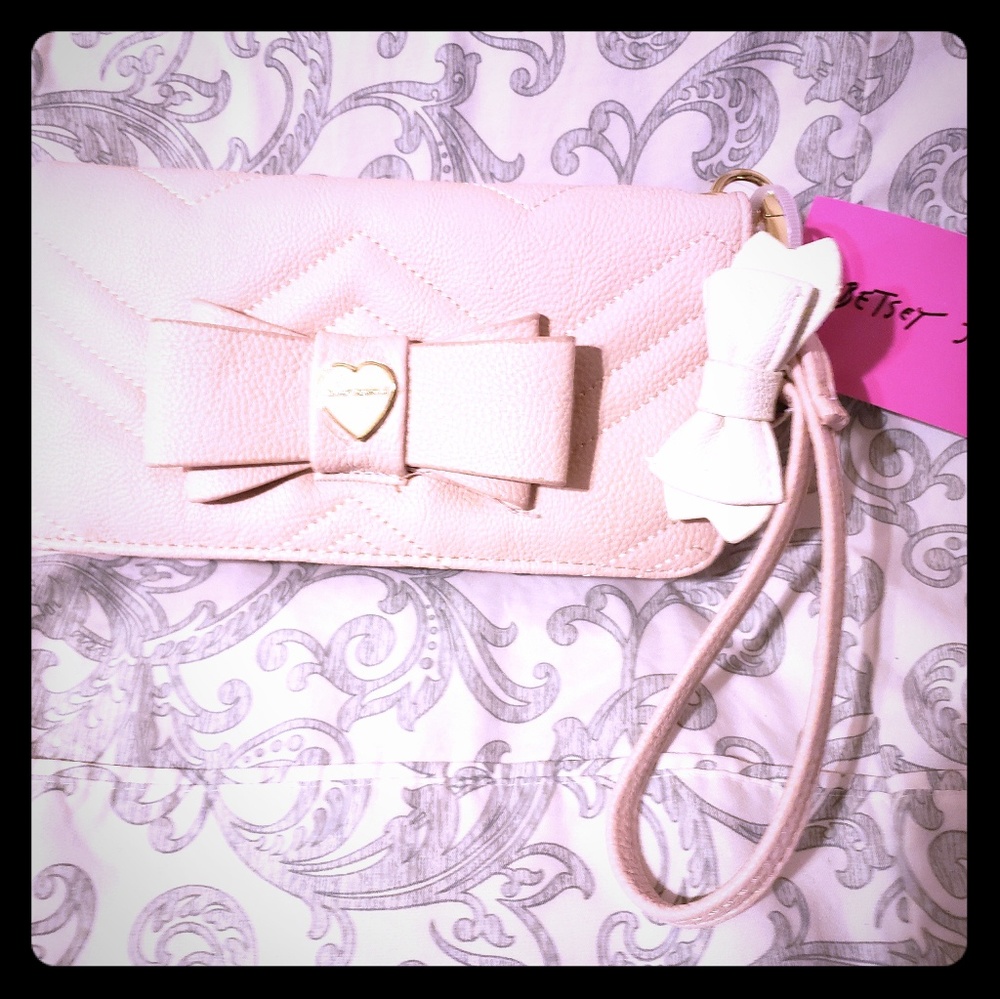 NWT Betsey Johnson wallet/wristlet